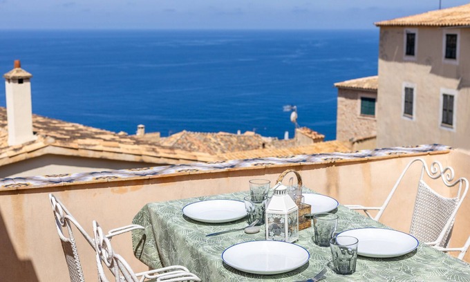 Banyalbufar Ski Chalet | Town House with Sea Views in Banyalbufar - Can Piu