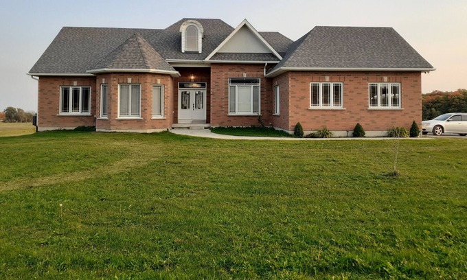 Durham Region House | TOWN RANCH