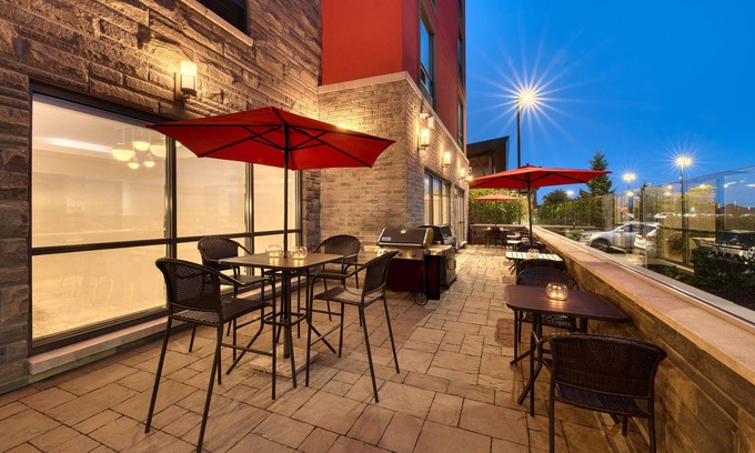 Cannifton Hotel | TownePlace Suites by Marriott Belleville