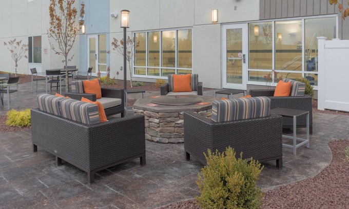 Bayberry Hotel | TownePlace Suites by Marriott Syracuse Liverpool