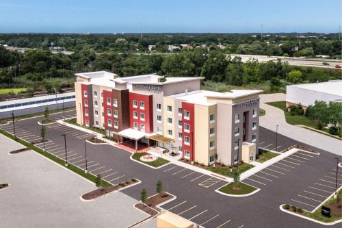 Waukegan Hotel | TownePlace Suites by Marriott Chicago Waukegan Gurnee