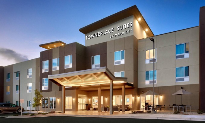 Clovis Hotel | Towneplace Suites by Marriott Clovis