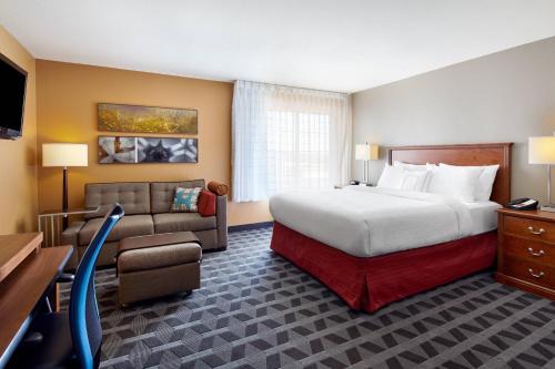 Midland Hotel | TownePlace Suites by Marriott Midland