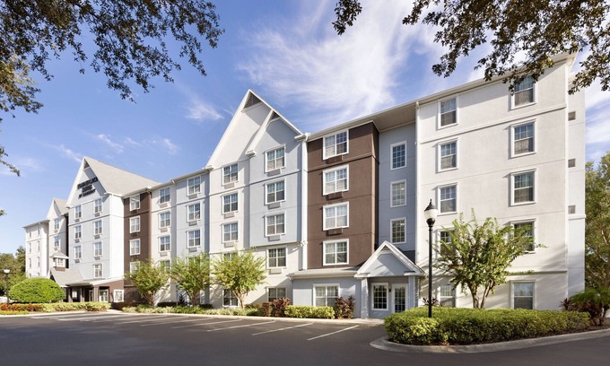 Orlando Hotel | TownePlace Suites by Marriott Orlando East/UCF Area