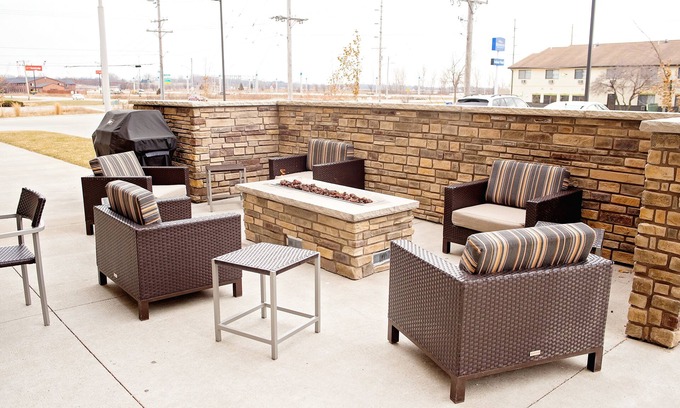 Ames Hotel | TownePlace Suites by Marriott Ames