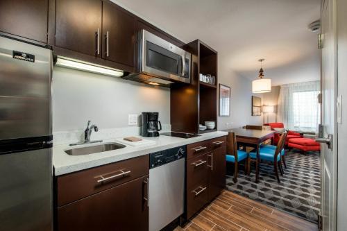 Waco Hotel | TownePlace Suites by Marriott Waco South
