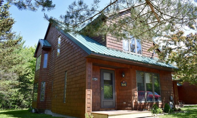Inlet House | Townhome J1 - 4th Lake