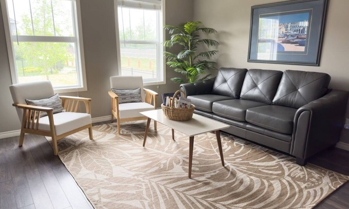 Sylvan Lake House | Townhome Retreat: Sylvan Sunrise Escape, Minutes from the Beach!