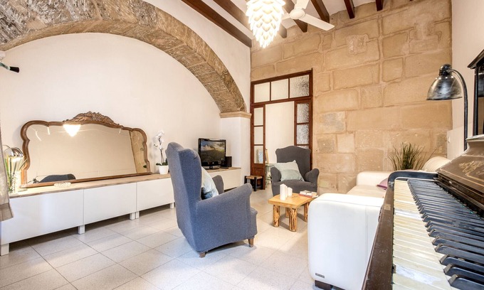Pollensa House | Townhouse Alejandra By home villas 360