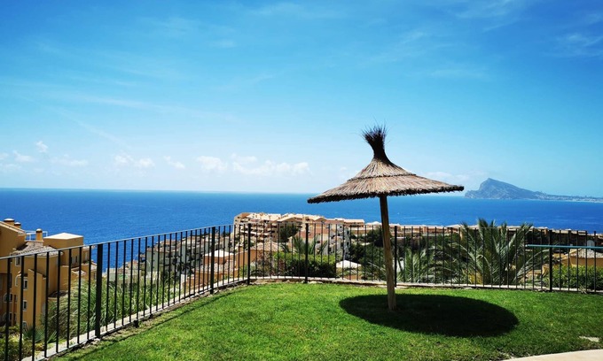 Pueblo Mascarat House | TownHouse in Mascarat Hills with amazing view on Altéa Bay