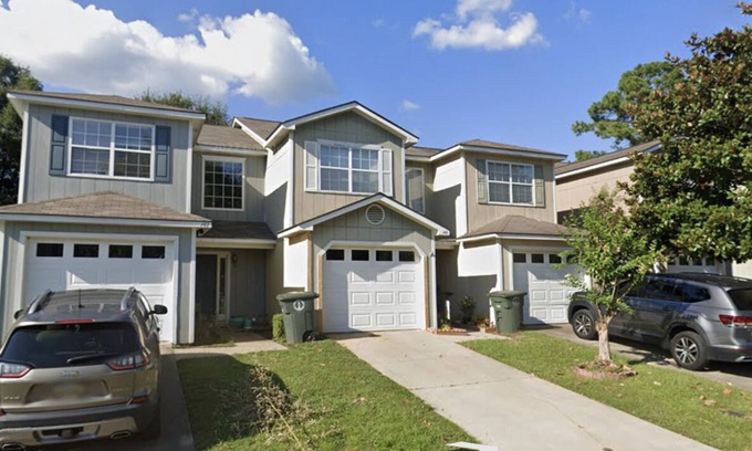 Enterprise House | Townhouse minutes away from the Ft.Rucker gate