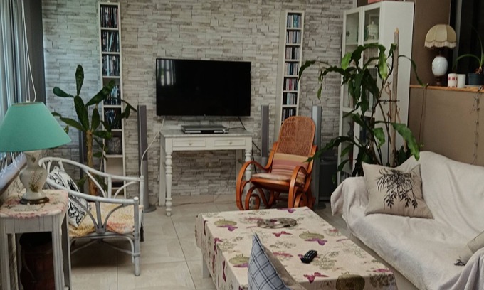 Pin - Vert Galant House | Townhouse near 24 heures du mans. and rotonde. Quiet neighborhood