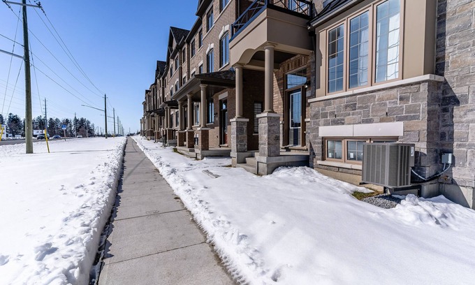 Whitby House | Townhouse near the conservation areas