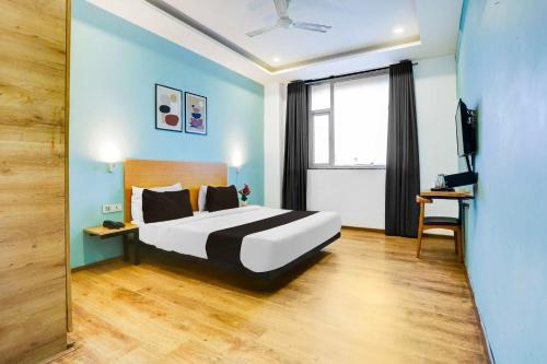 Rohini Hotel | Townhouse Oak Iskcon Temple Rohini