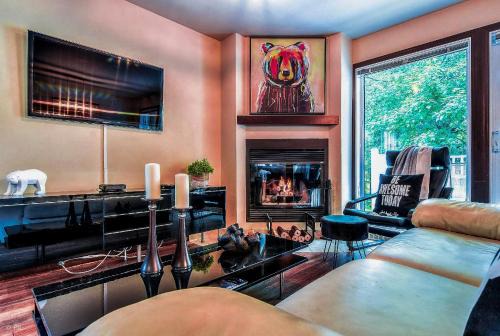 Mont-Tremblant House | Townhouse With Free Shuttle To Tremblant Resort