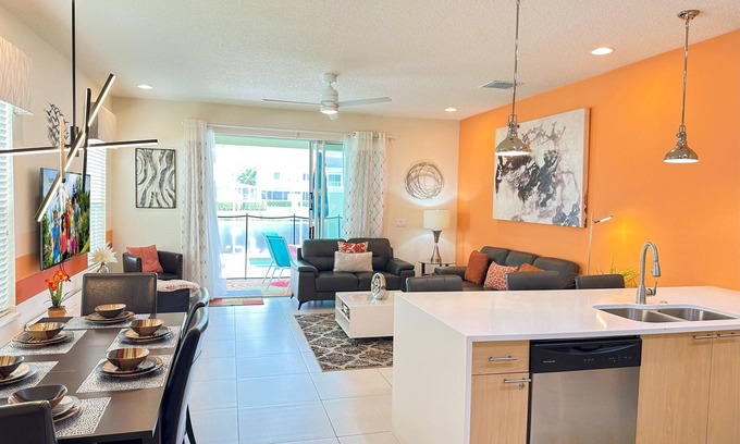 Four Corners House | TR17430PA - Affordable Disney - Townhome 3Bd 3Ba Sleeps 6 Pond view