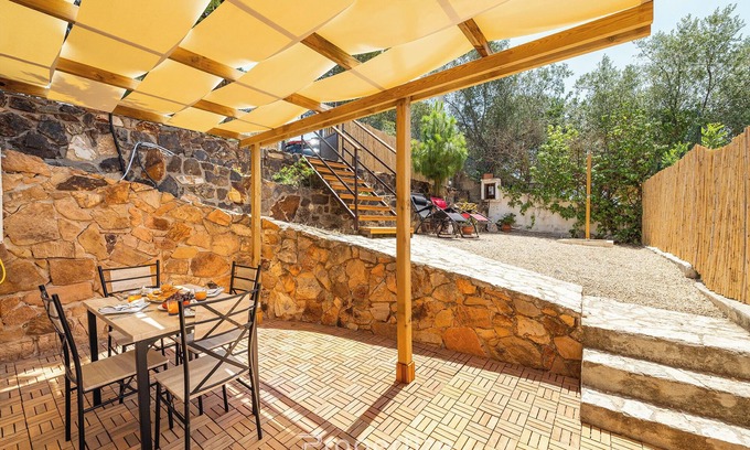 Poggio dei Pini Apartment | Tra I Verdi Pini by Propertize | garden e patio