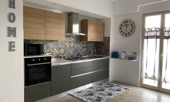 Torre di Faro Apartment | Tra mare e lago