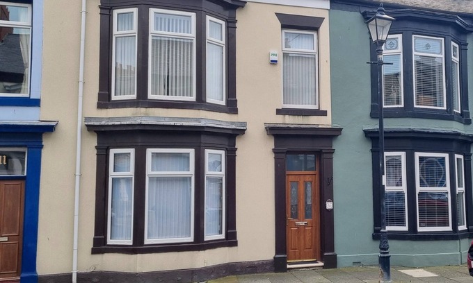Hartlepool House | Traditional 3-Bed House on the Historic Headland