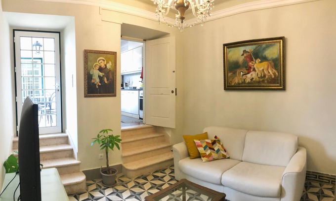 Freiria Apartment | Traditional Portuguese Village House - Casa Martins No.52