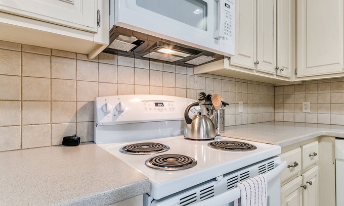 Edmond House | Traditionally Darling Duplex in Edmond