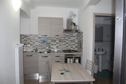 Acquasanta House | Tramonto
