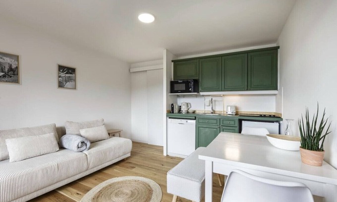 Saint-Gervais-les-Bains Apartment | Tramway - Appart Vue 180° Parking 5mn Centre & Remontées