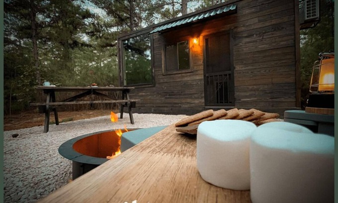 Tyler Cabin | tranquil cabins 2 queen bunk - Tranquil Cabins Studio Bunk sleeps up to 4 people and is nestled in the majestic pines of Winona, Texas near Tyler.