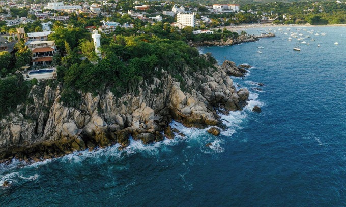 El Faro Apartment | Tranquil Cliffside Apartment with Stunning Ocean Views
