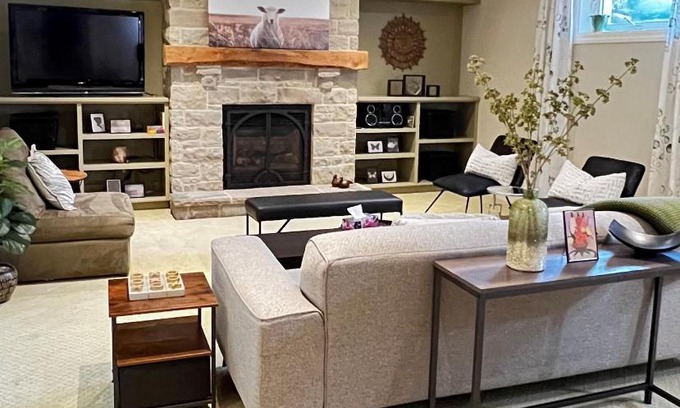 Guelph/Eramosa Apartment | Tranquil Farmhouse Private Apartment