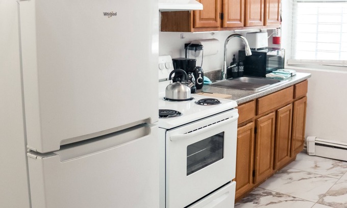 Queens Apartment | Tranquil Getaway in Queens ~ Fully Equipped Unit