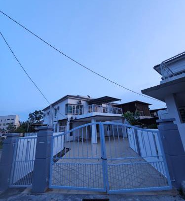Bukit Rambai House | Tranquil Haven Homestay