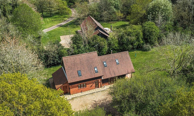 Thursford House | Tranquil Location and perfect family holiday home