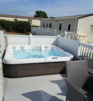 Paignton House | Tranquil Lodge Retreat in Paignton