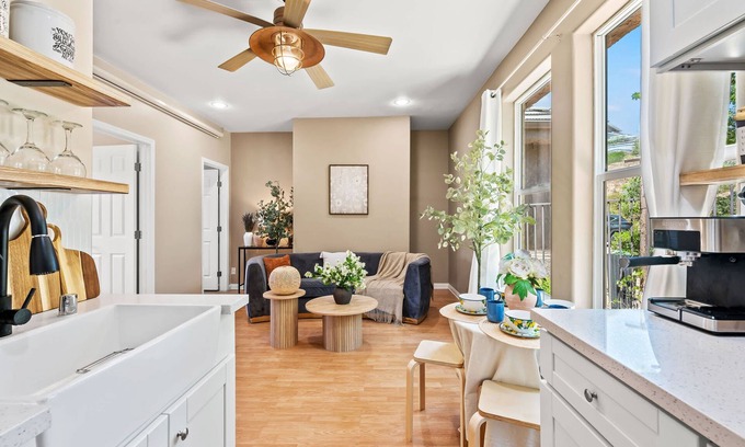 Pomona House | Tranquil Nature Retreat Private Garden Cozy Charm