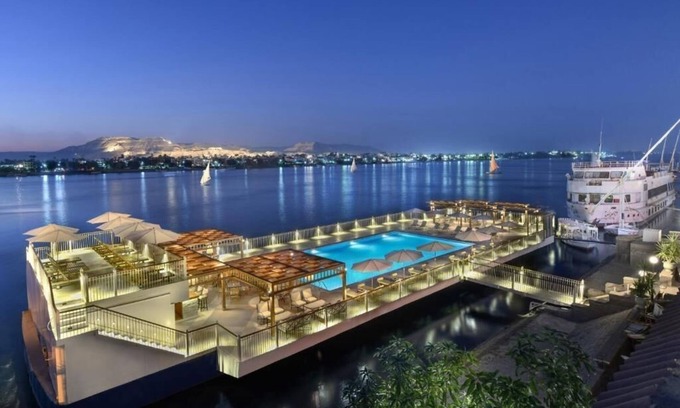 Nile River Luxor Hotel | Tranquil Stay with Balcony Near Luxor Temple and Luxor Museum with Swimming Pool