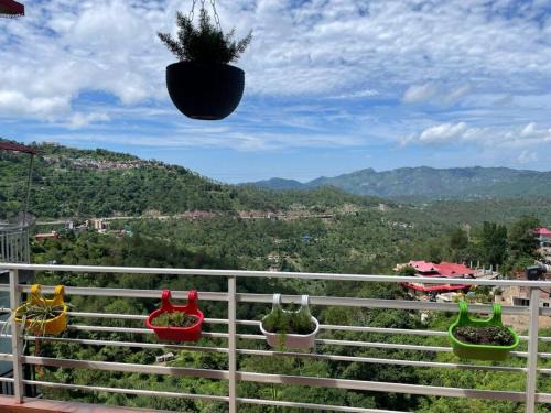 Kumarhatti Apartment | Tranquil Trails