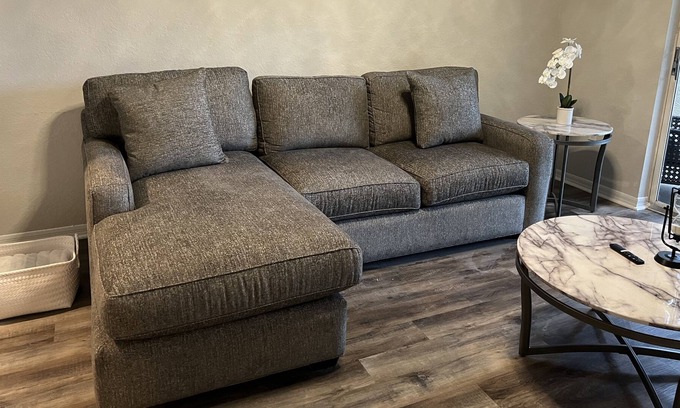 County Line Coalition Apartment | Tranquil Trendy 1br/1bth Lakefront Unit