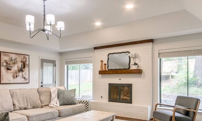Edmond House | Tranquil Updated 3Bed Pool Home