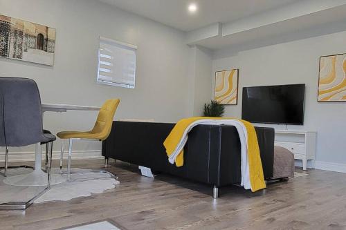 Innisfil Apartment | Tranquility Haven Plus in Barrie