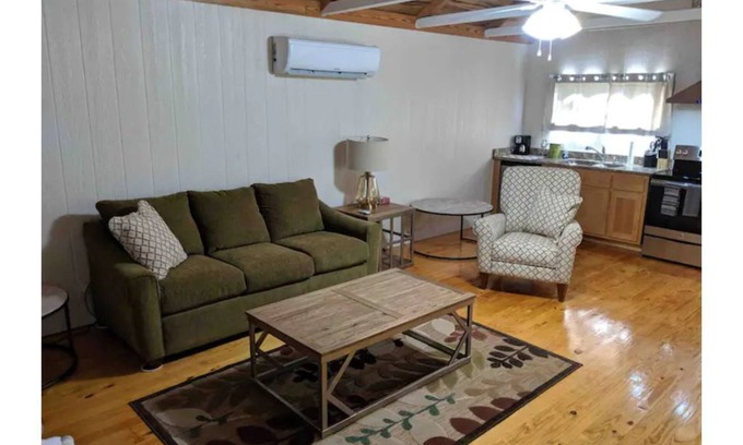 Waynesboro Cabin | Tranquility in Tennessee Too