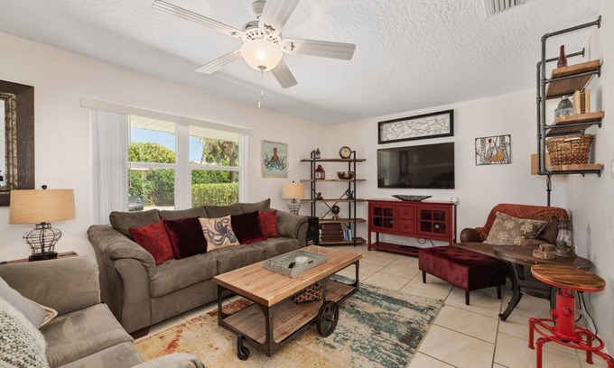 Melbourne Beach Apartment | Tranquility Octopus Suite - Oceanfront Paradise!