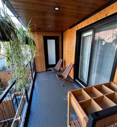 Ville-Marie Apartment | Tranquillité, style et emplacement de choix réunis