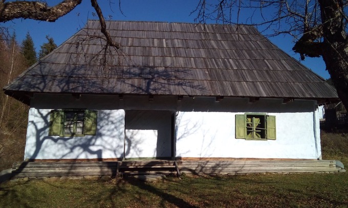 Faget Ski Chalet | Transylvanian Mountain Paradise 2-experience and live the ancient atmosphere