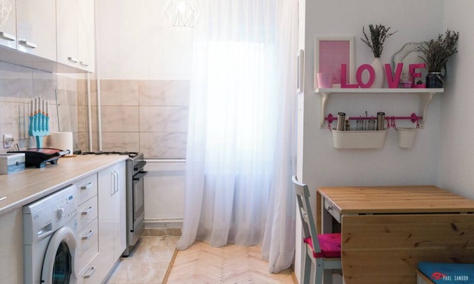 Cluj-Napoca Apartment | Transylvanian Nomad - cozy & bright apartment