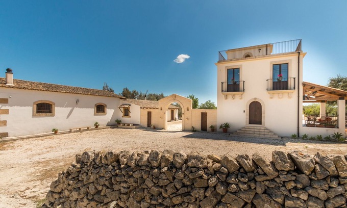 Avola Other | Trappeto Dellago with pool, parking & wi.fi
