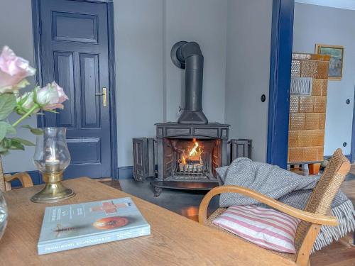 Ahlbeck House | traumHaff denkmalgeschützter Amalienhof Sauna, offener Kamin, Hund