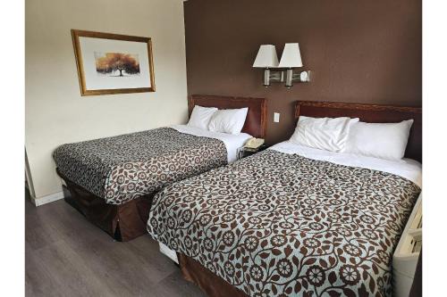 South Central Omaha Hotel | Travel Inn By OYO Omaha
