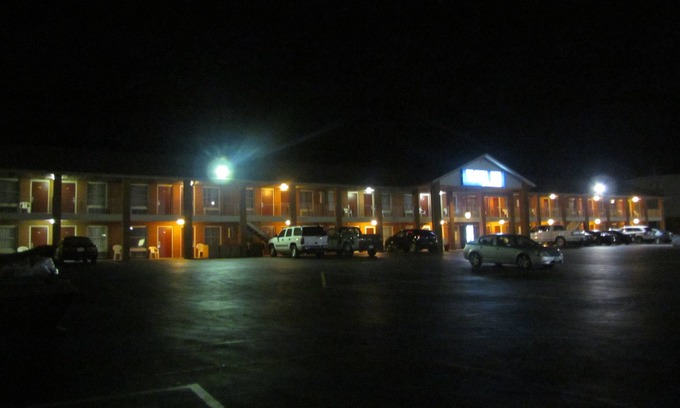 Frankfort Hotel | Travel Inn & Suites