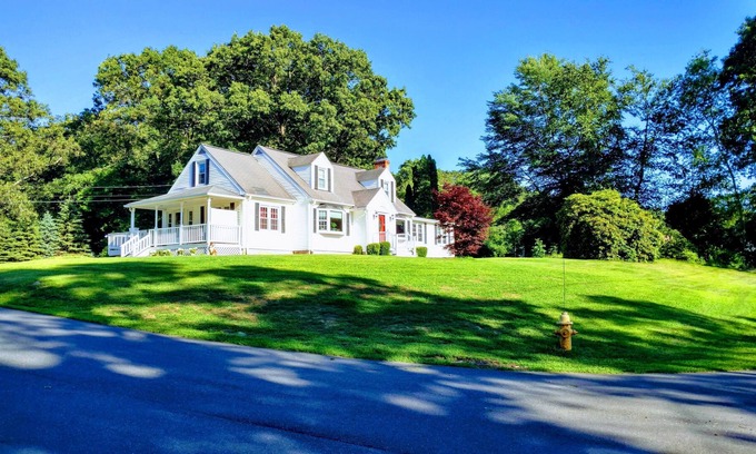 Seymour House | Traveling Nurses! In-Law Suite